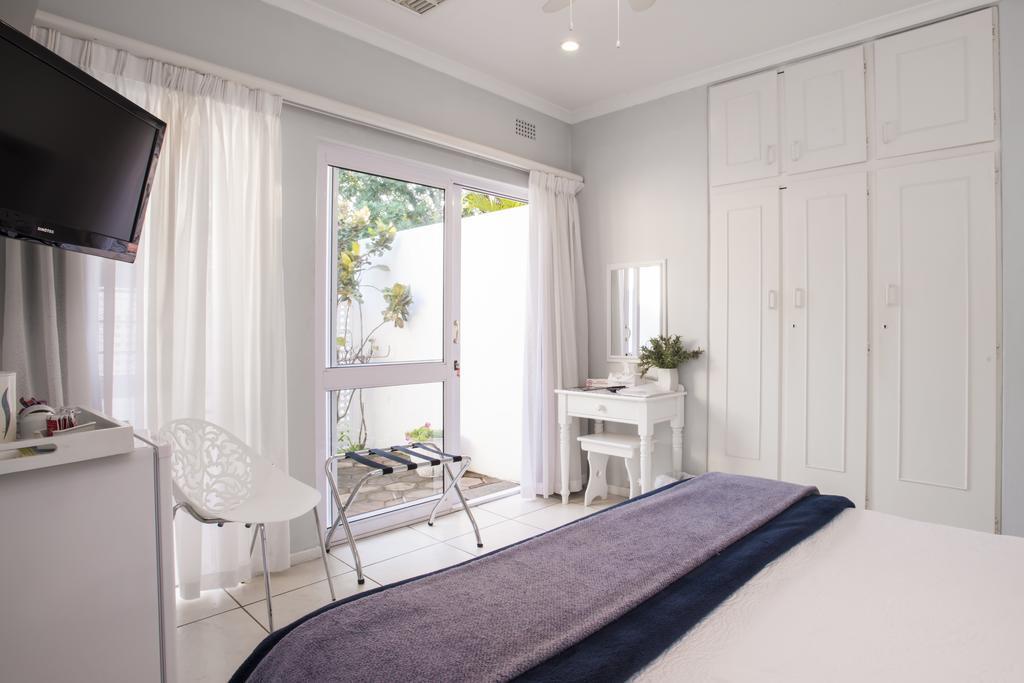 Bed and Breakfast Flamingo Rocks Durban Esterno foto